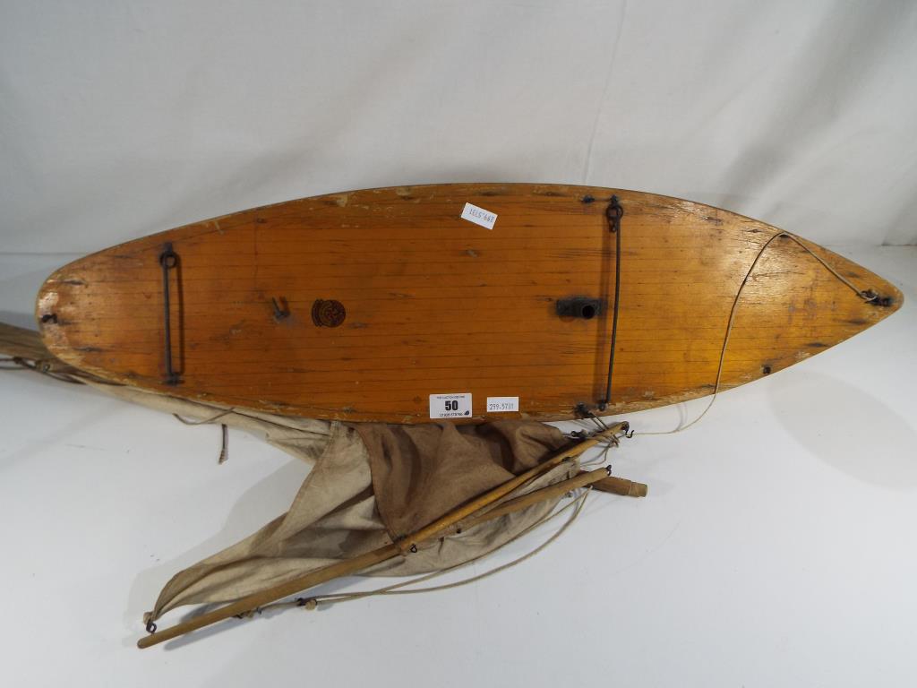 Star Yacht - a good quality vintage wooden model of a yacht by Star Yacht Company Birkenhead - Image 3 of 5