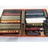 Model railways - 21 items of OO gauge rolling stock of which 16 are passenger coaches and five are