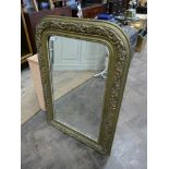 Victorian wall mirror in decorative gilt frame