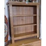 2'3 heavy quality light oak dwarf open bookcase