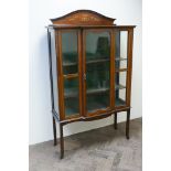 3' Edwardian inlaid mahogany break front glazed display cabinet