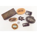 A collection of Victorian and later snuff boxes in horn and paper mache and metal etc