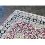Large patterned Persian style woolpile rug approx 9'6 x 6'