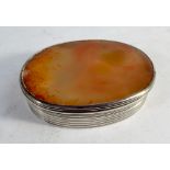 A Georgian oval silver and agate mounted snuff box continental marks 7.