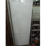 Bosch fridge freezer with slightly larger fridge compartment on top