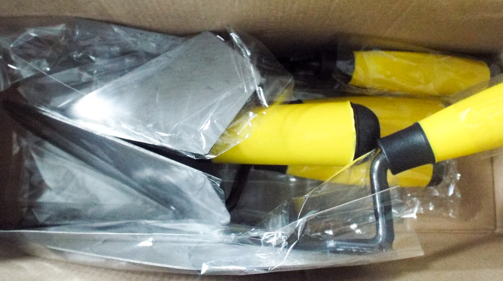 New five piece bricklayer's and plasterer's trowel set