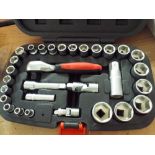 A new 30 piece heavy duty socket set