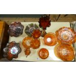 A quantity of assorted carnival glass bowls,