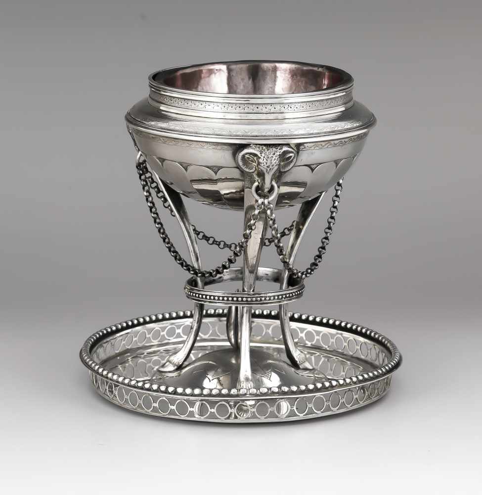 Bremer Rauch-Comfort mit Tabakschale, Anf. 19. Jh. Silber. 13-lötig (812,5/000). H. 14 cm.Ca. 397 g.