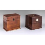 2 englische Schatullen um 1900, Mahagoni, 1x würfelförmig für Chronometer, 1x rechteckigmit