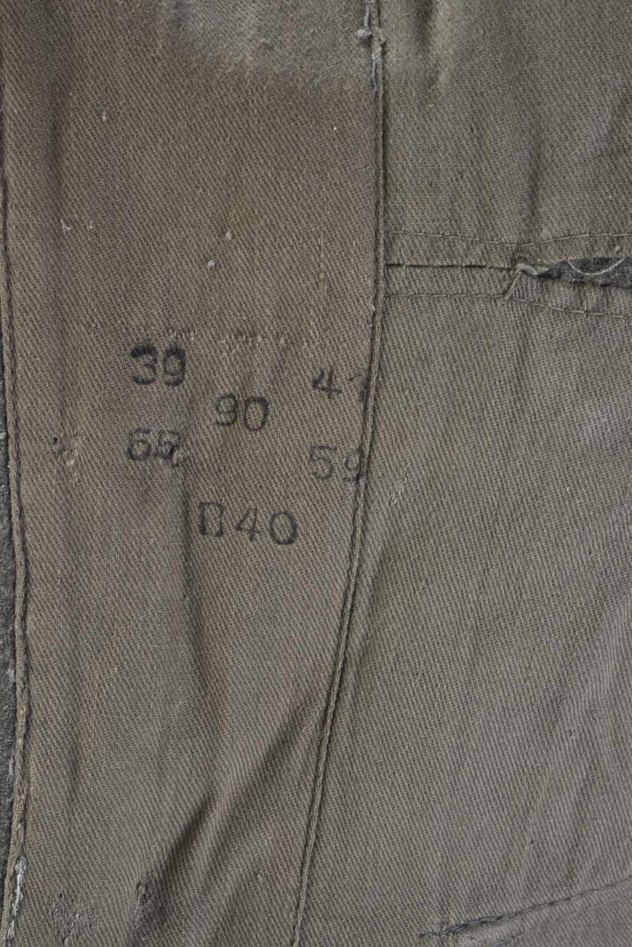 Vareuse de Feldwebel dinfanterie modèle 36 en tissu laineux Feldgrau, tous les boutons sont - Image 2 of 4