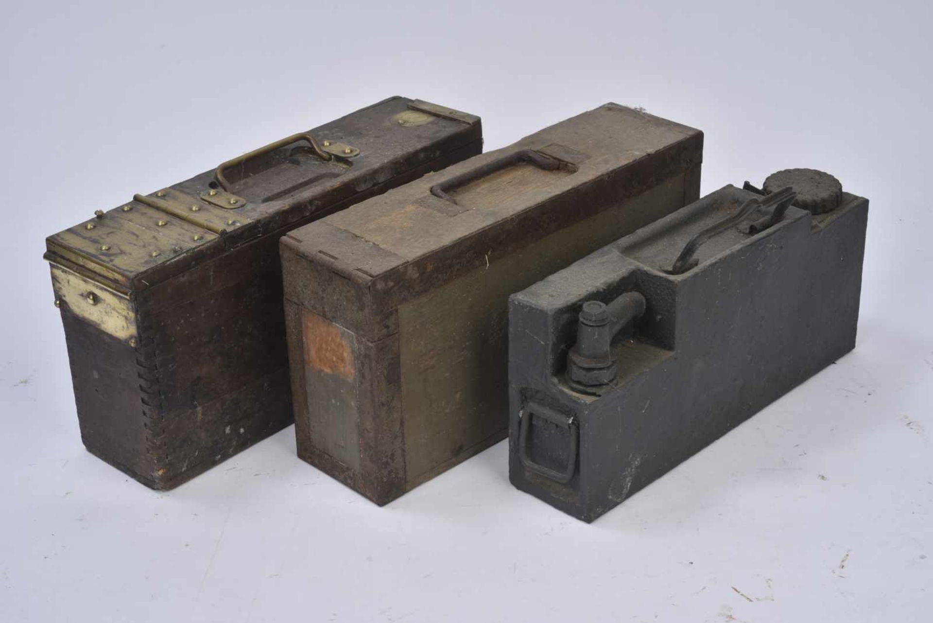 Boites à munitions 2 boîtes à munitions MG08/15 et une caisse de refroidissement. Etat II