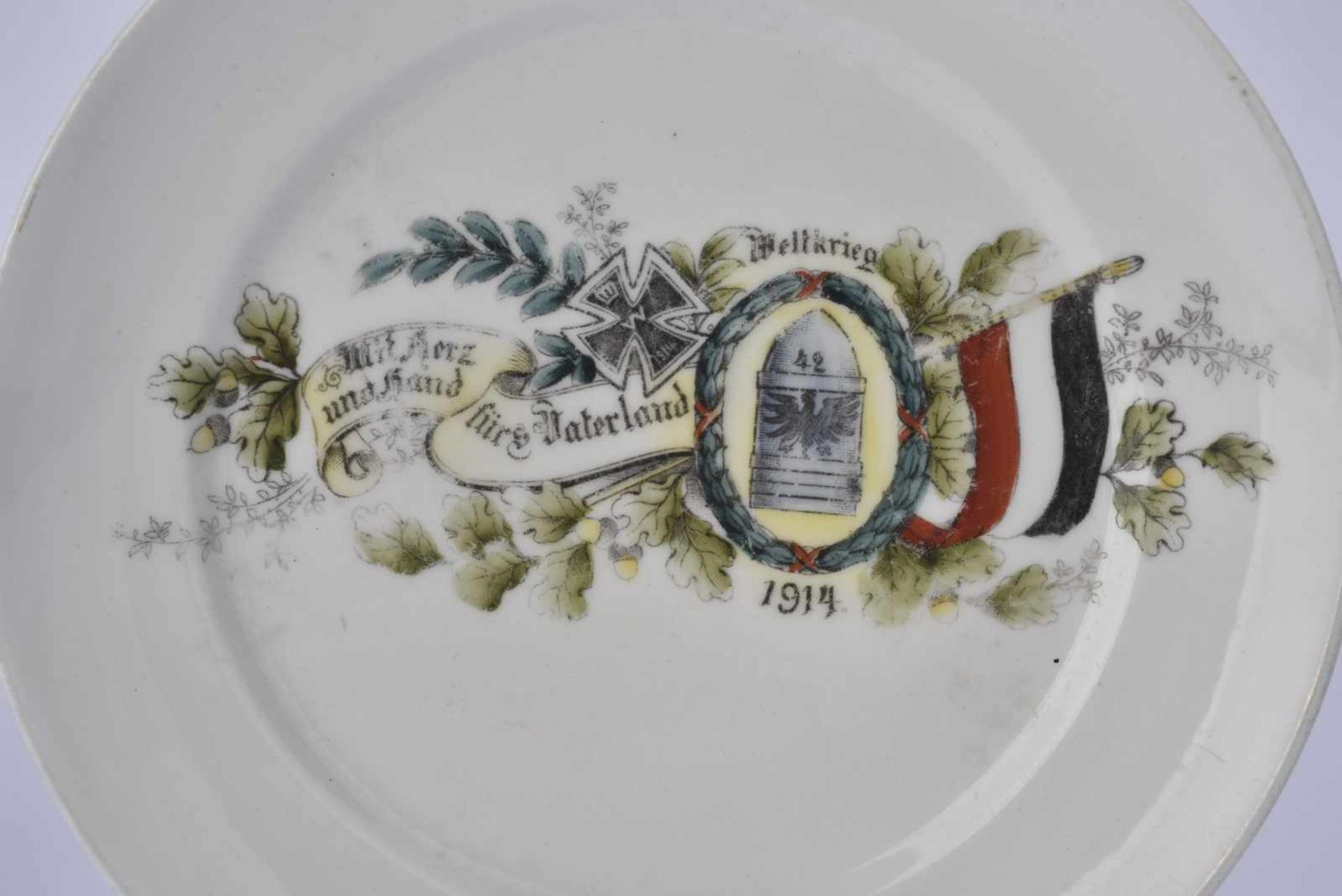 Plats en porcelaine 3 plats en porcelaine dont un à l'effigie de Hindenburg. Etat II - Bild 3 aus 4
