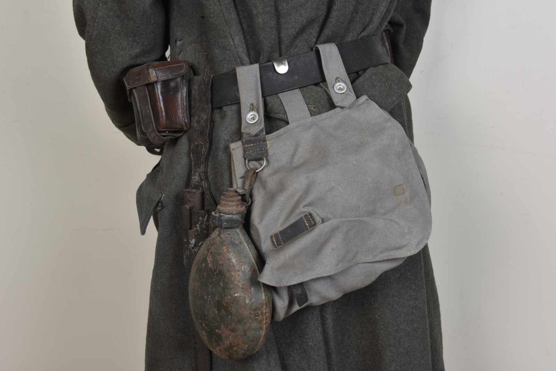 Reproduction muséale d'un soldat allemand de la première guerre mondiale Comprenant un mannequin - Image 2 of 4