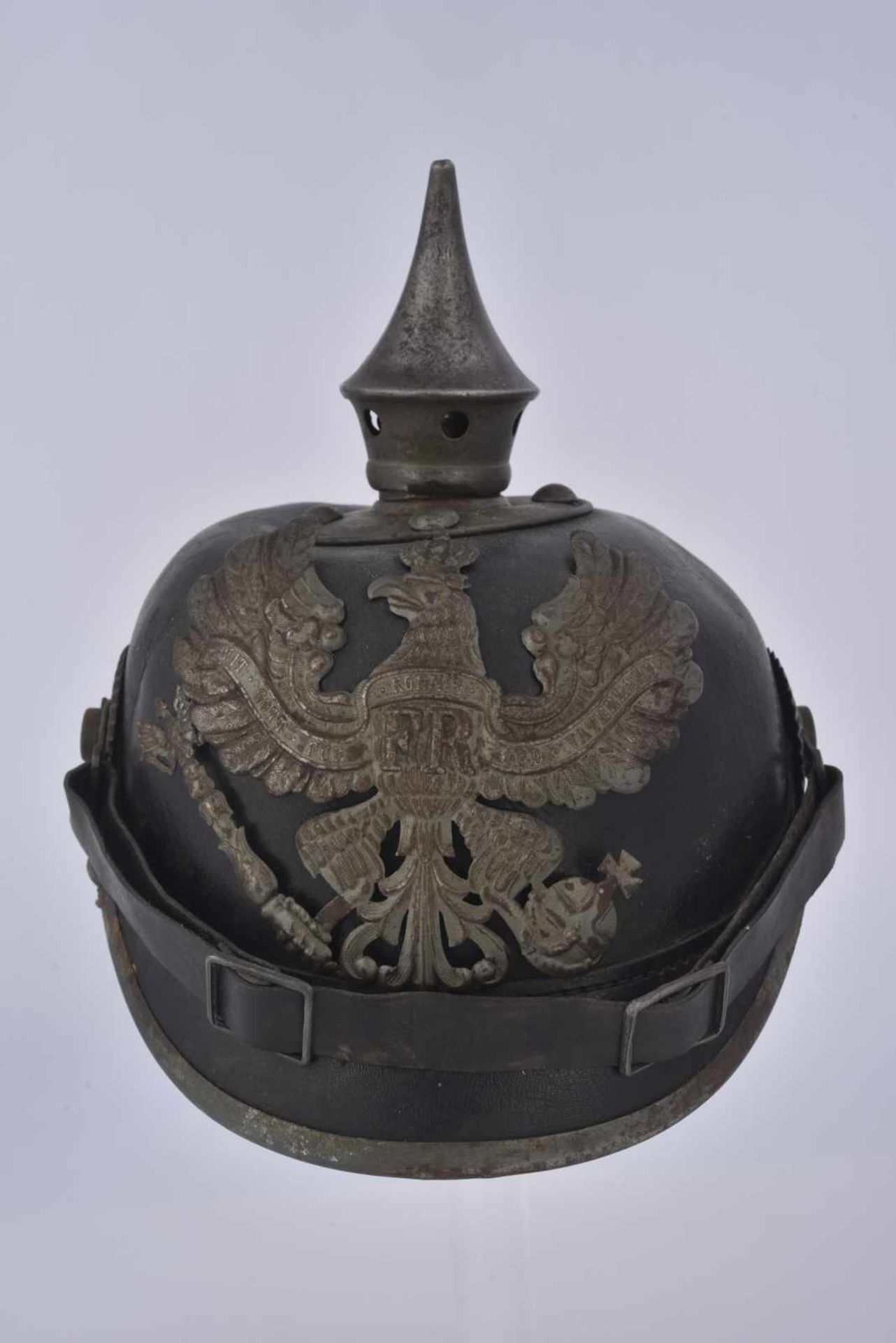 Casque à pointe de linfanterie prussienne Mle 15 Bombe écrasée, jugulaires postérieures. Etat II - Bild 4 aus 4