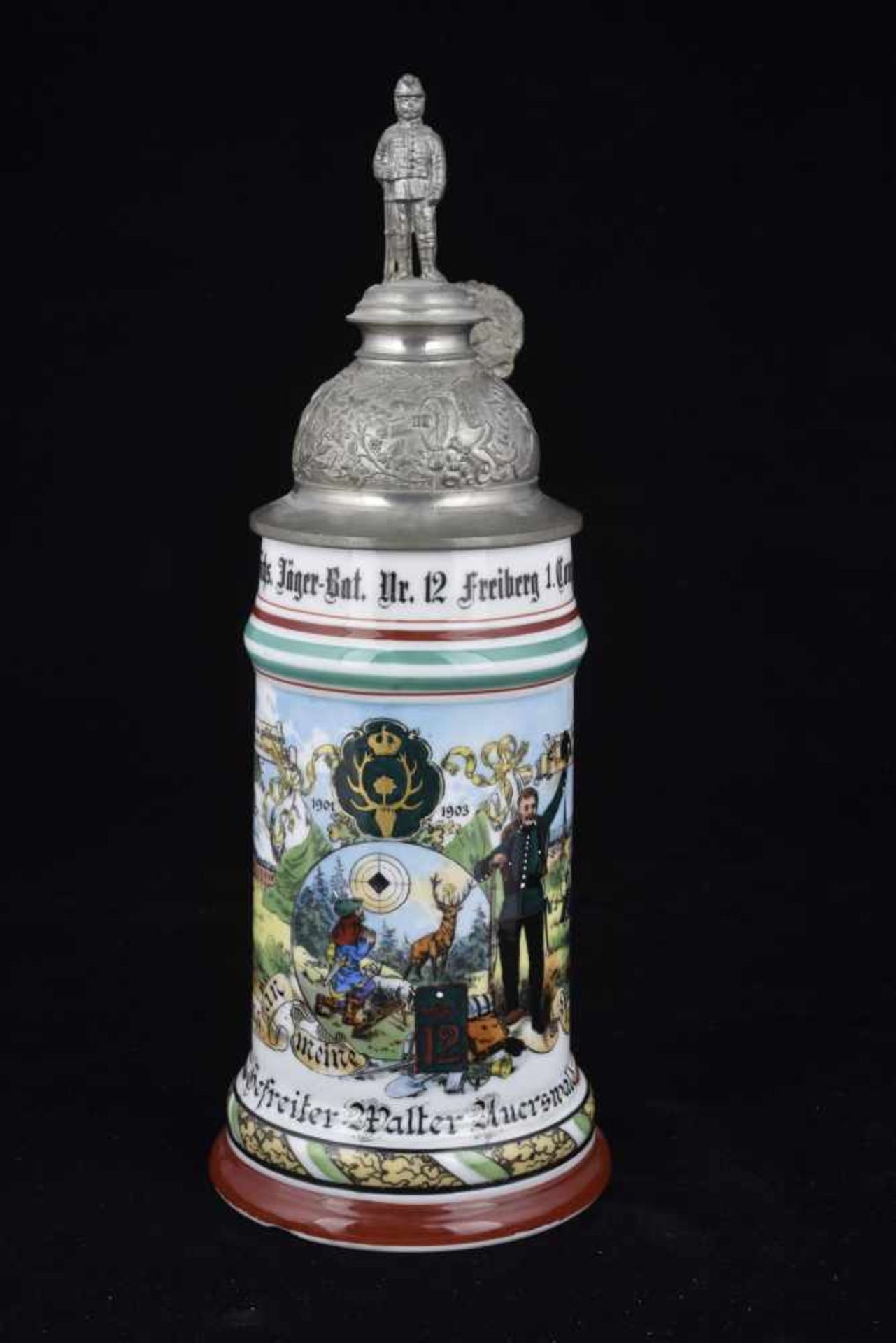 Chope de réserviste de Chasseurs de Freiberg Chope en porcelaine d'un demi-litre attribuée à : 1