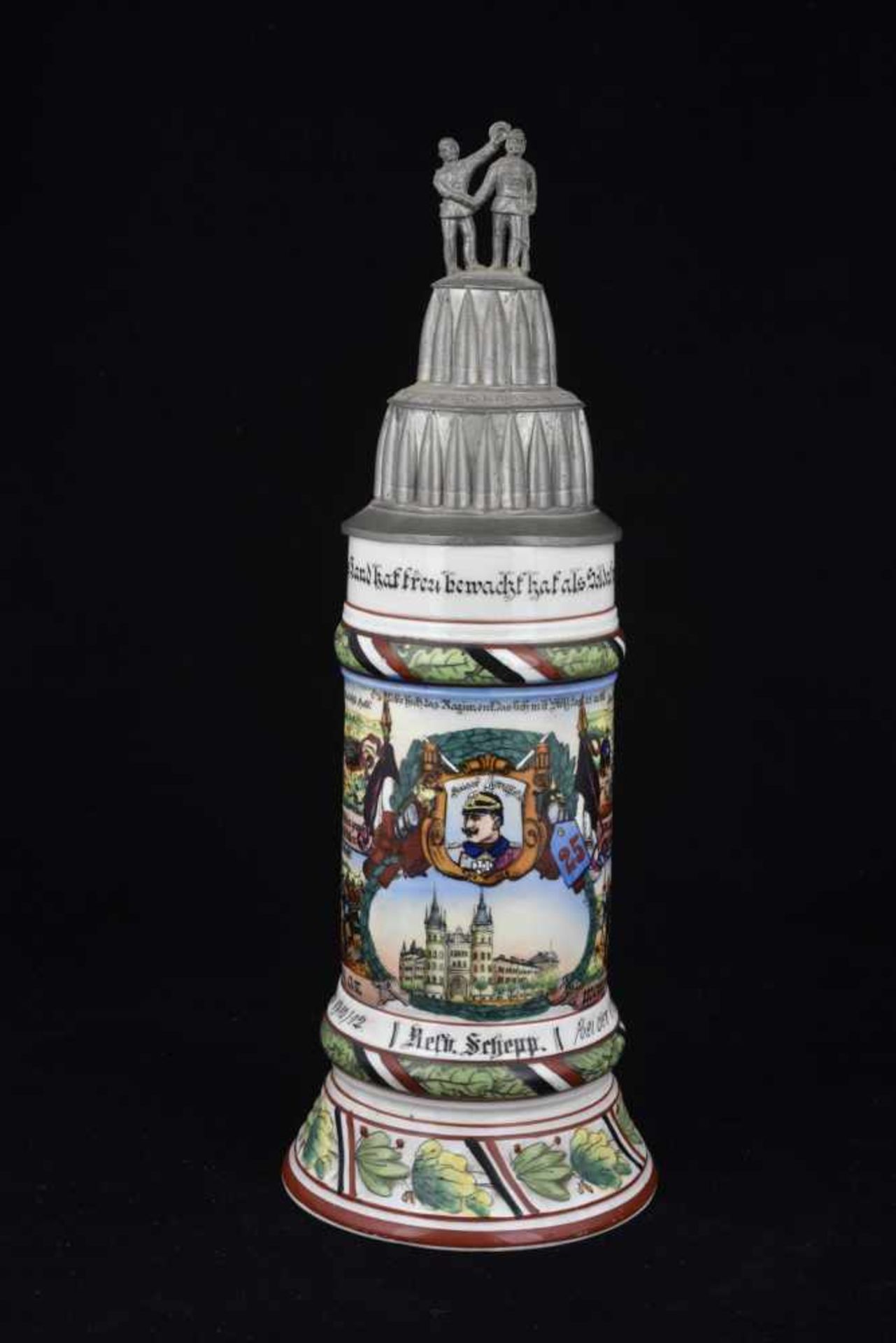 Chope de réserviste de l'Infanterie de Aachen Chope en porcelaine d'un demi-litre attribuée à : 1.