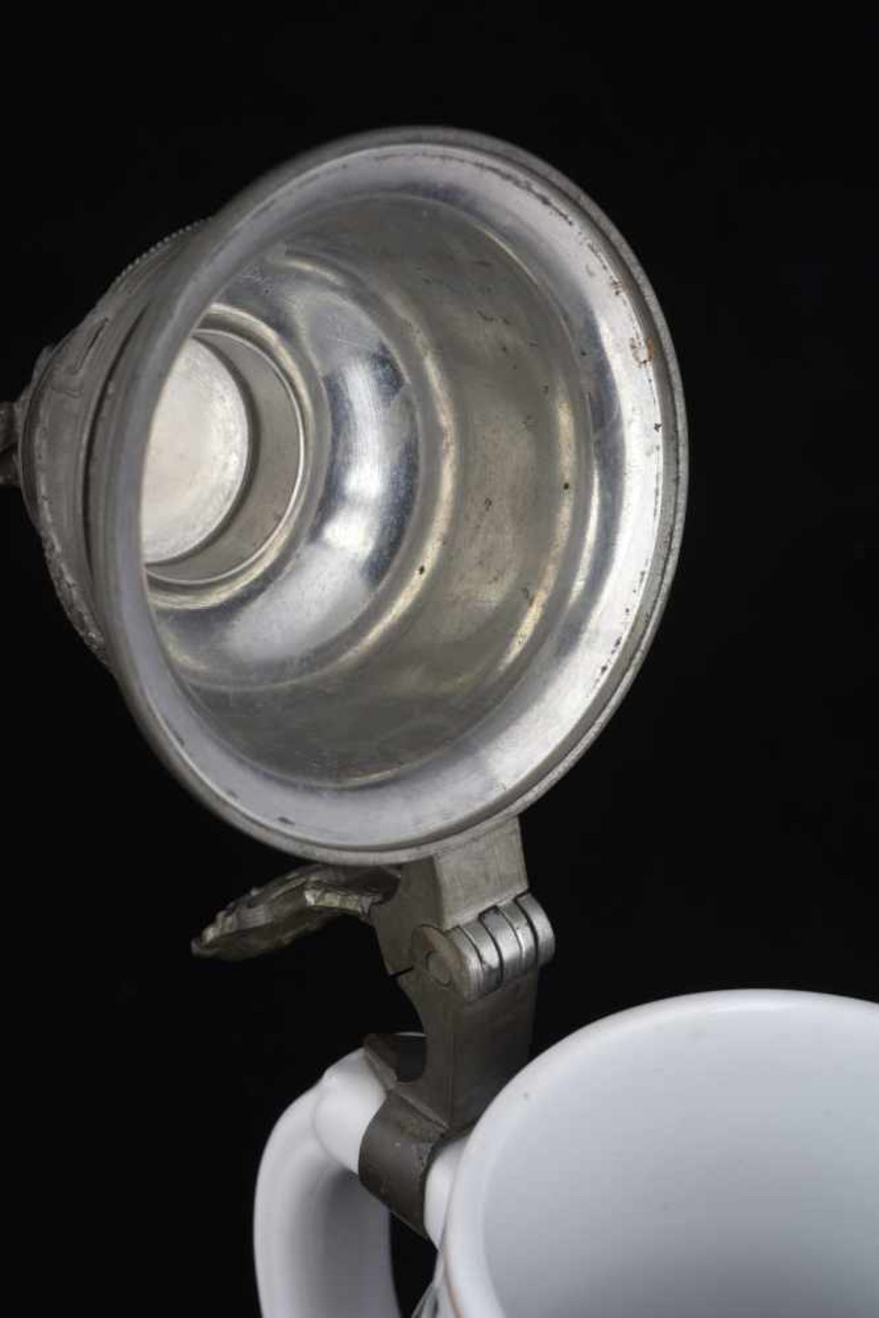 Chope de réserviste de Grenadier de Dresde Chope en porcelaine d'un demi-litre attribuée à : k.s; - Bild 4 aus 4