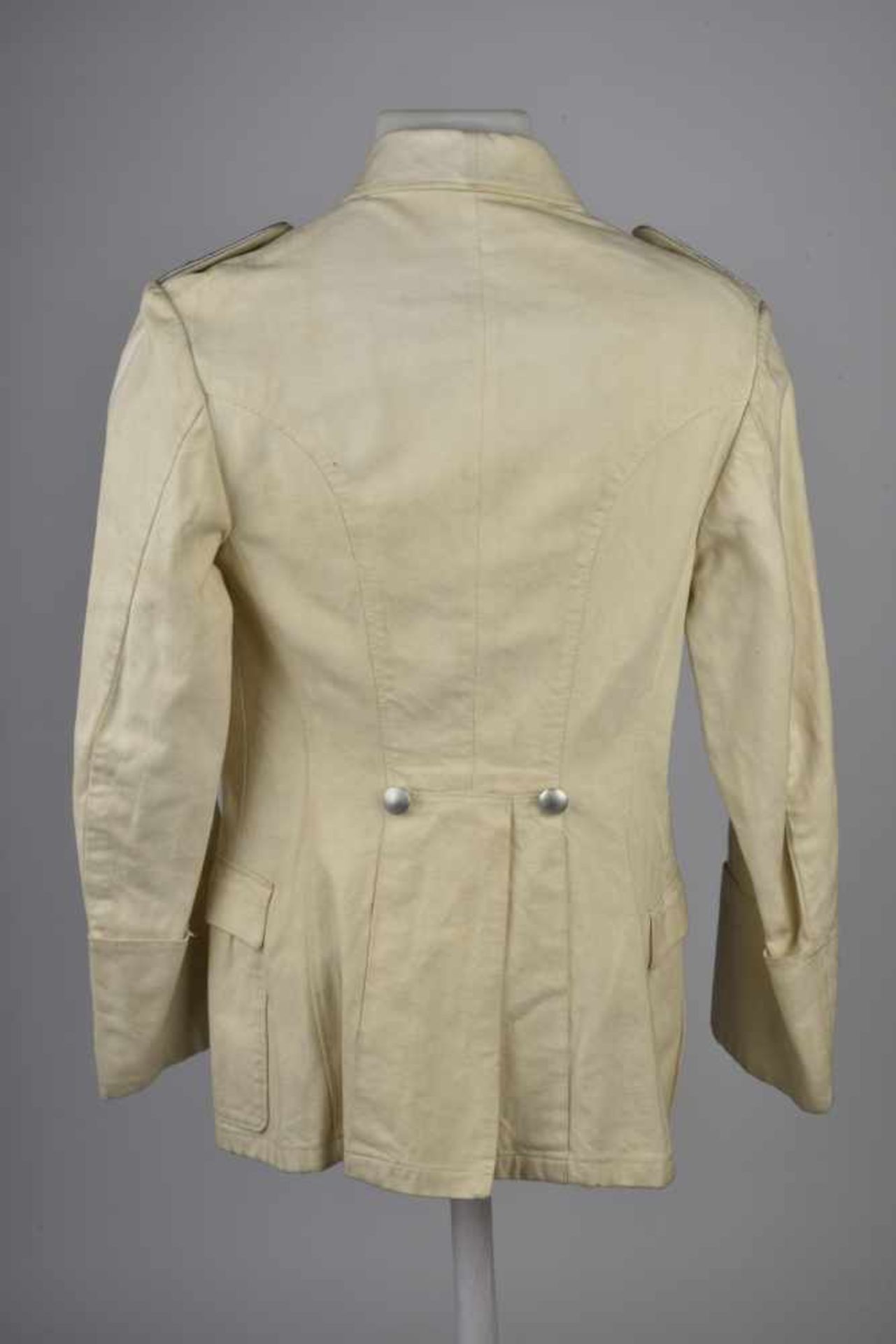 Veste blanche d'officier de la HeerEn tissu coton blanc, tous les boutons sont présents, aucuns - Image 4 of 4