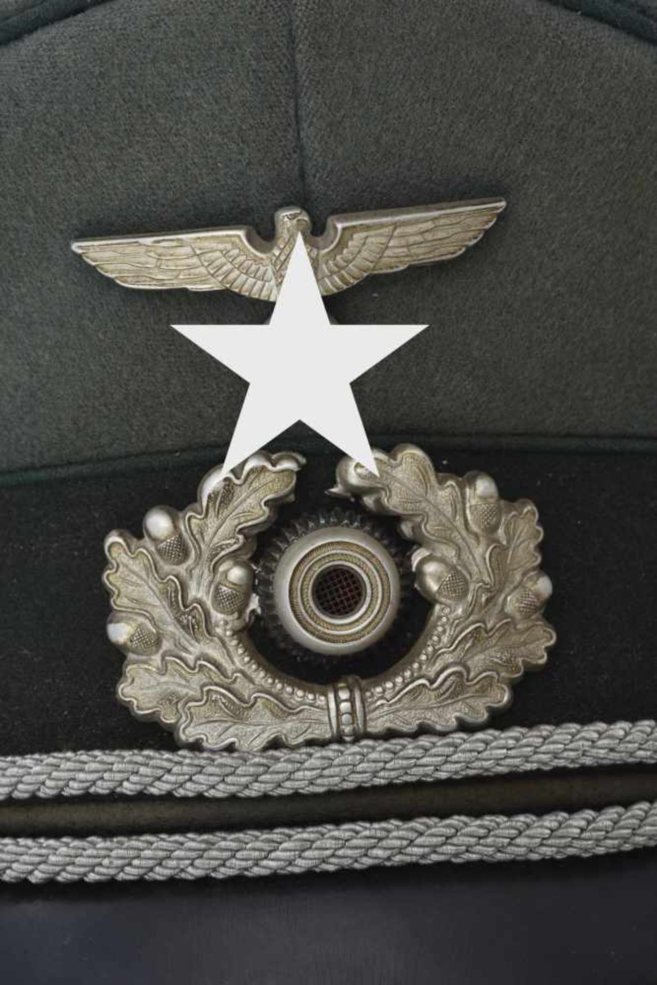 Casquette d'officier d'administrationEn gabardine Feldgrau, triple liseré vert foncé de l' - Bild 2 aus 4