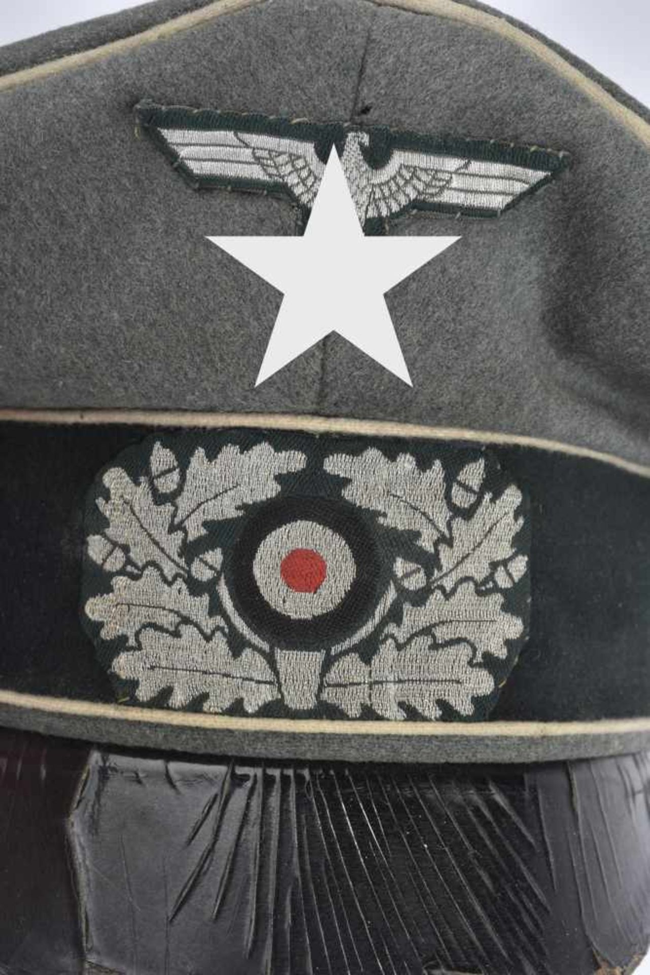 Casquette Alter Art de la HeerEn drap Feldgrau, triple liseré blanc de l'infanterie,, insignes - Bild 2 aus 4