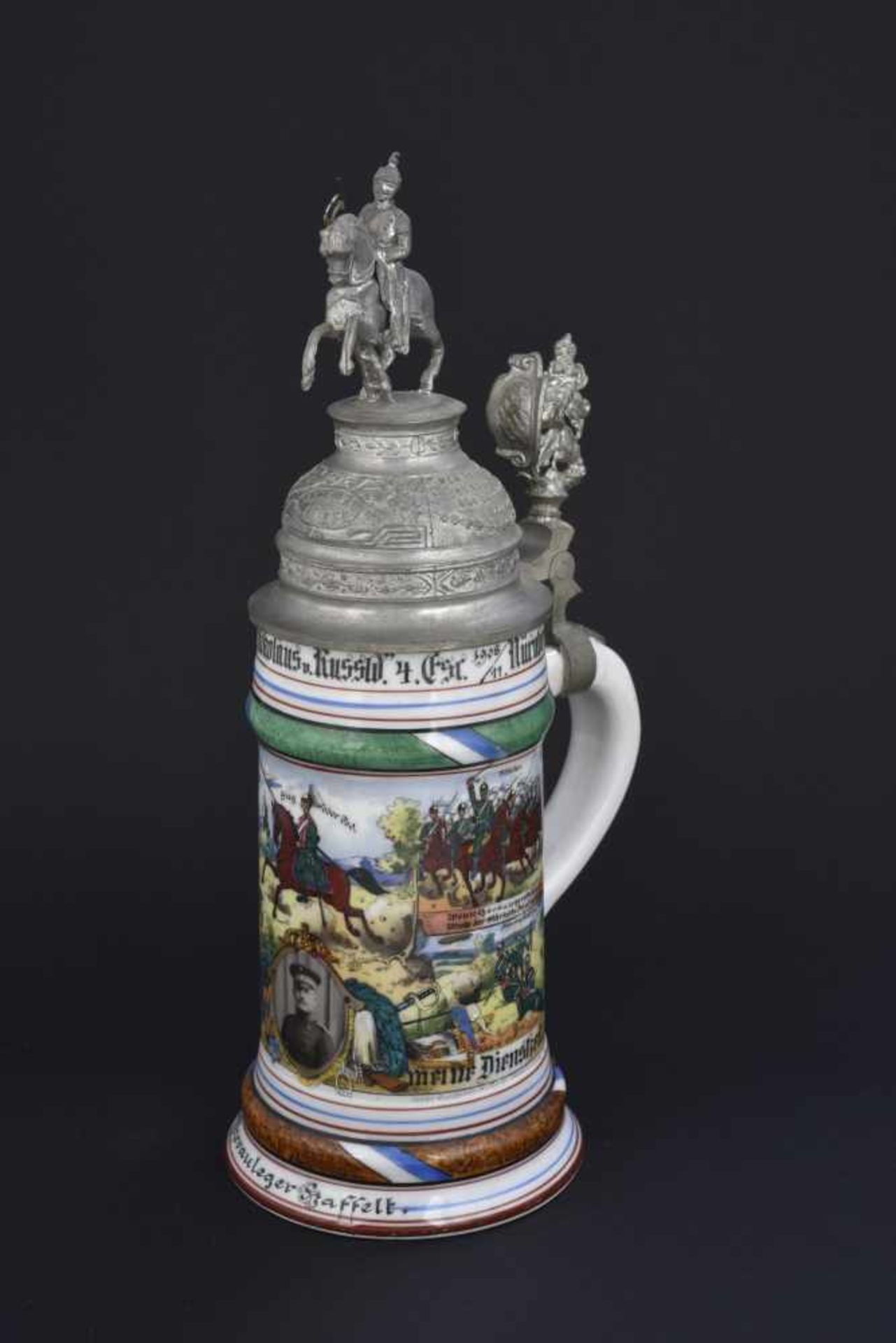 Chope de réserviste de régiment de chevaux légers bavaroisChope de porcelaine d'un demi litre du