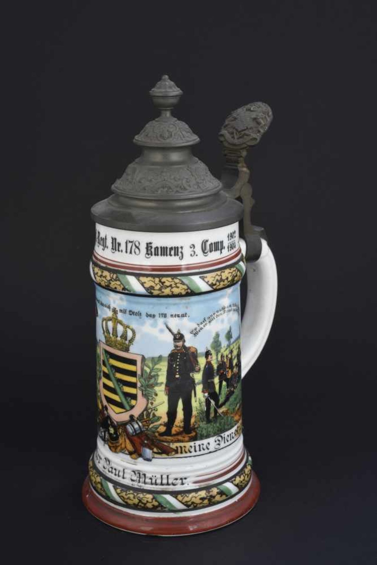 Chope de réserviste de l'infanterie saxonne.Chope de porcelaine d'un demi litre de la 3ème compagnie