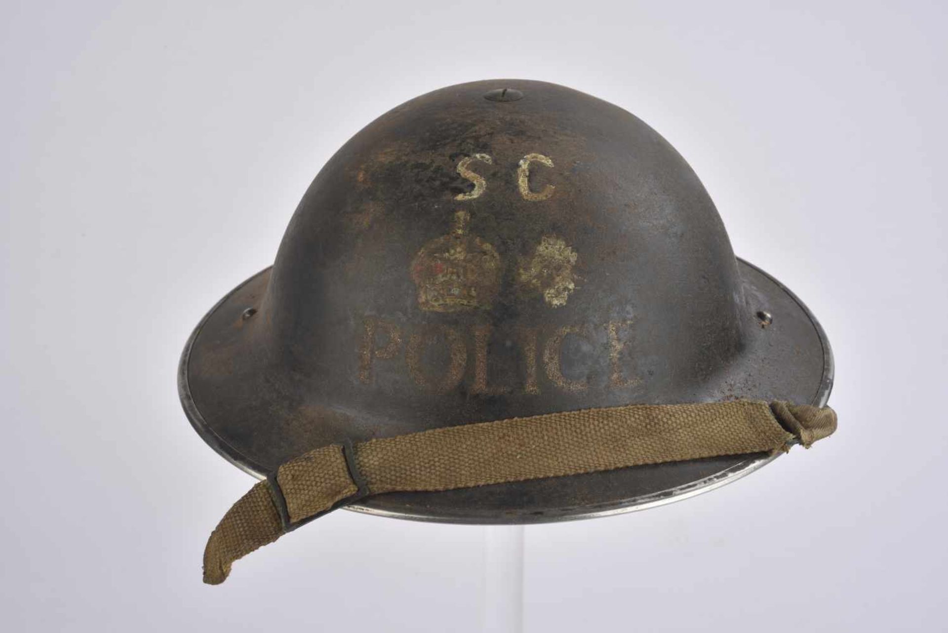 Casque MK II de Lieutenant Colonel de la Police Coque de casque MKII, fabrication RI II HBH 1939.