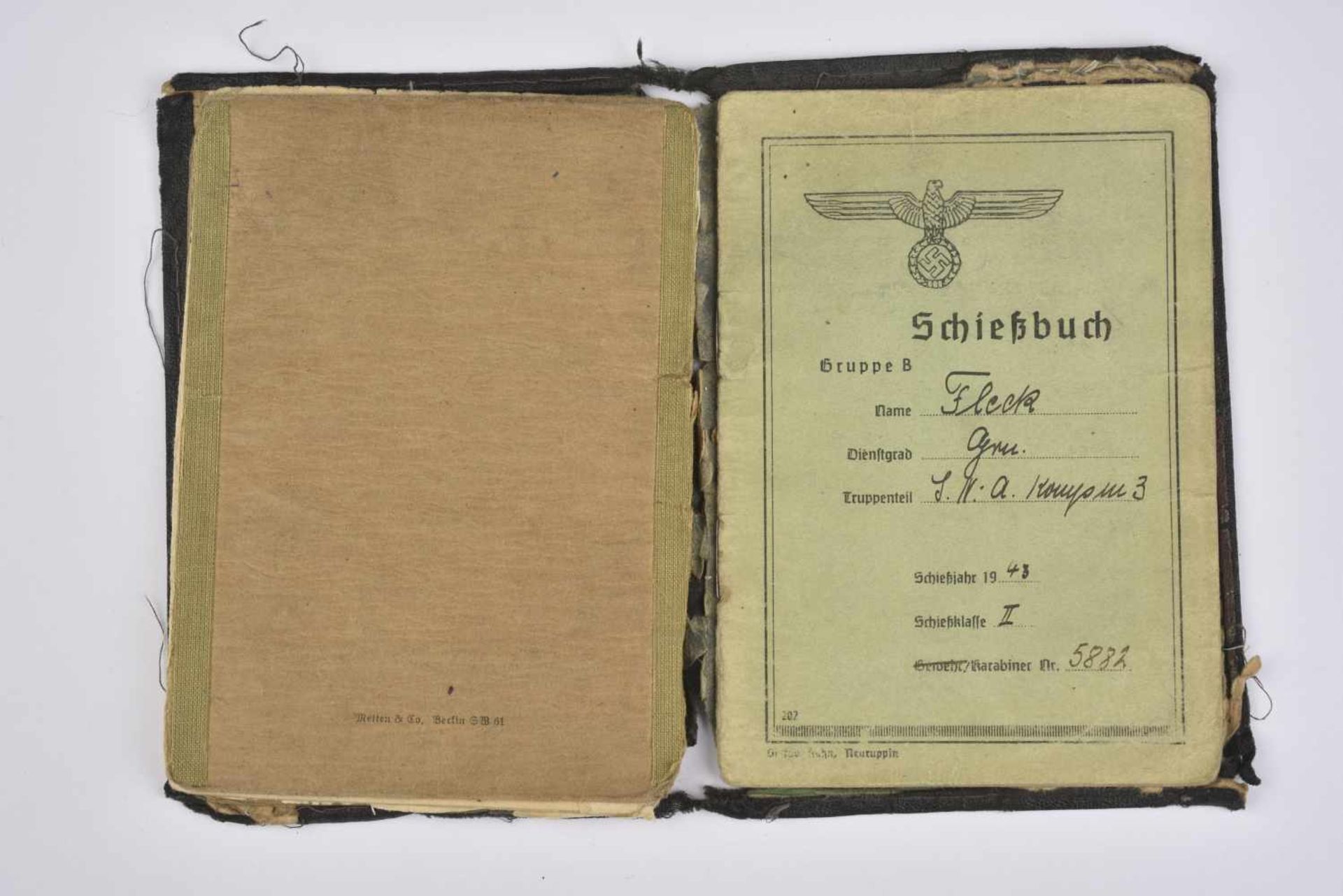 Soldbuch du Grenadier Fleck du Pz Aufkl.Ers.U.Ausb. Abt 4 Livret ouvert le 29 avril 1943, au nom - Bild 7 aus 10