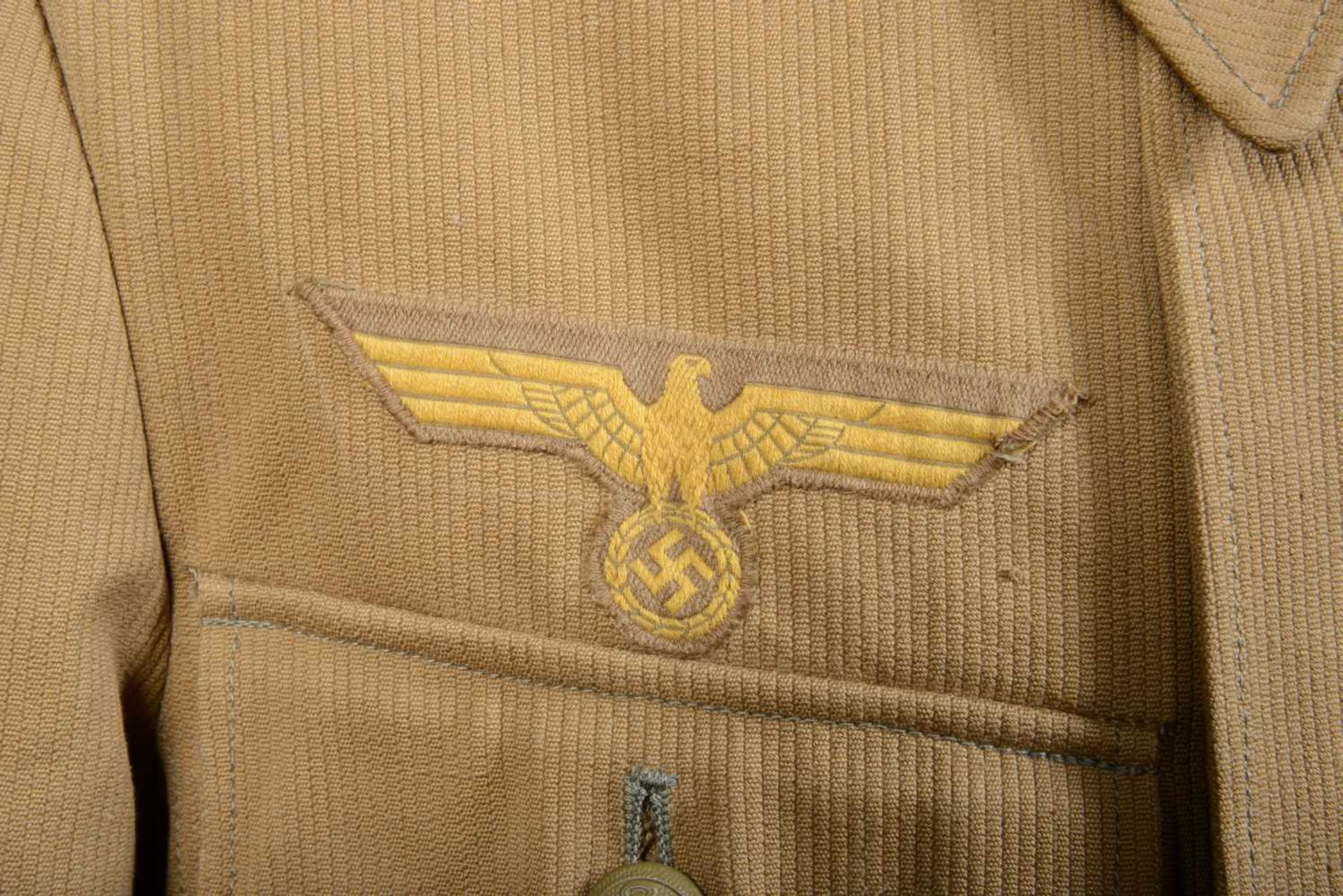 Vareuse tropicale troupe de la Kriegsmarine En tissu côtelé beige, tous les boutons et insignes sont - Bild 2 aus 56