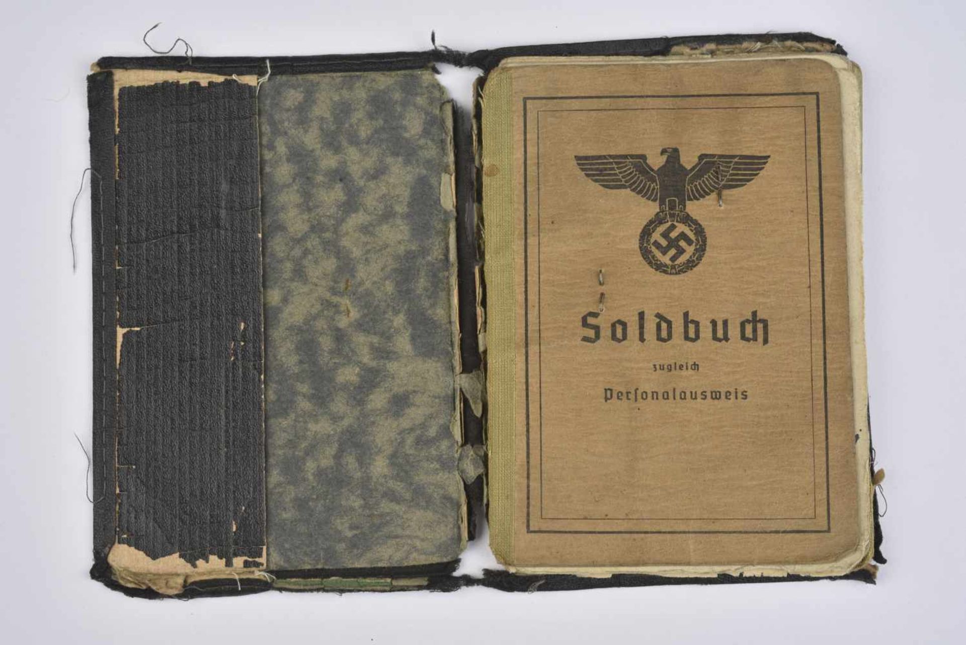 Soldbuch du Grenadier Fleck du Pz Aufkl.Ers.U.Ausb. Abt 4 Livret ouvert le 29 avril 1943, au nom - Bild 3 aus 10