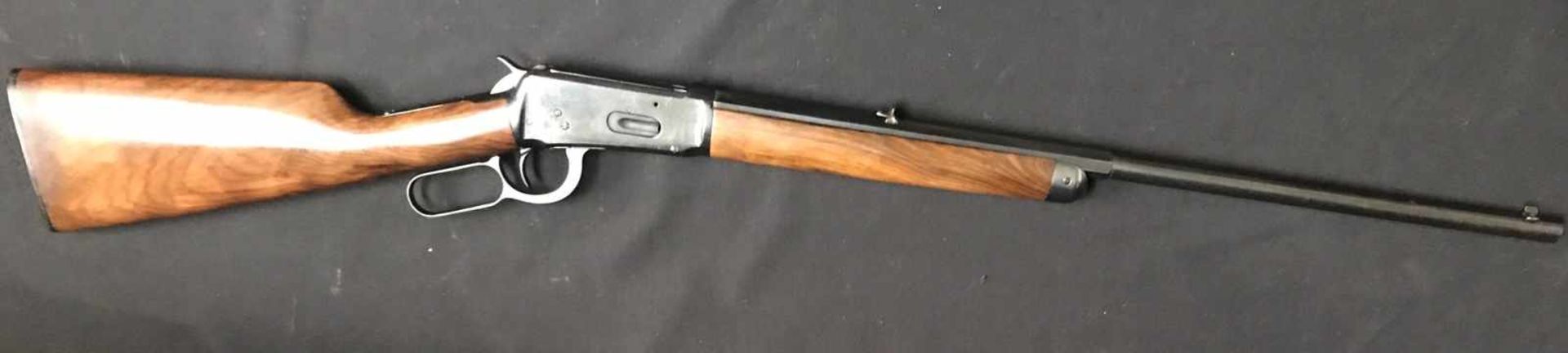 Winchester modèle 1886. Numéro 153469. Calibre 32-40. Beau bois et bois et beau bronzage. . Etat II - Bild 2 aus 3