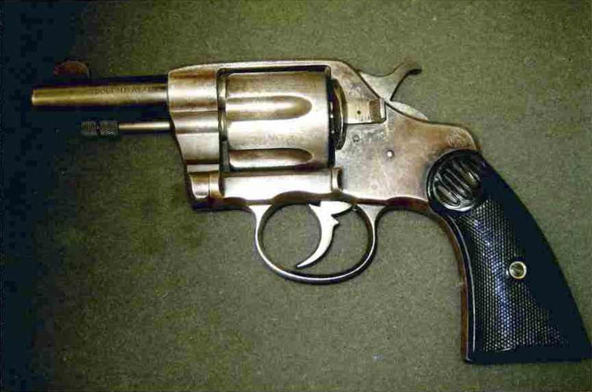 Revolver Colt 1878 Catégorie D. Modèle 1878 daté 1888, numéro 30568 . Le fonctionnement de larme