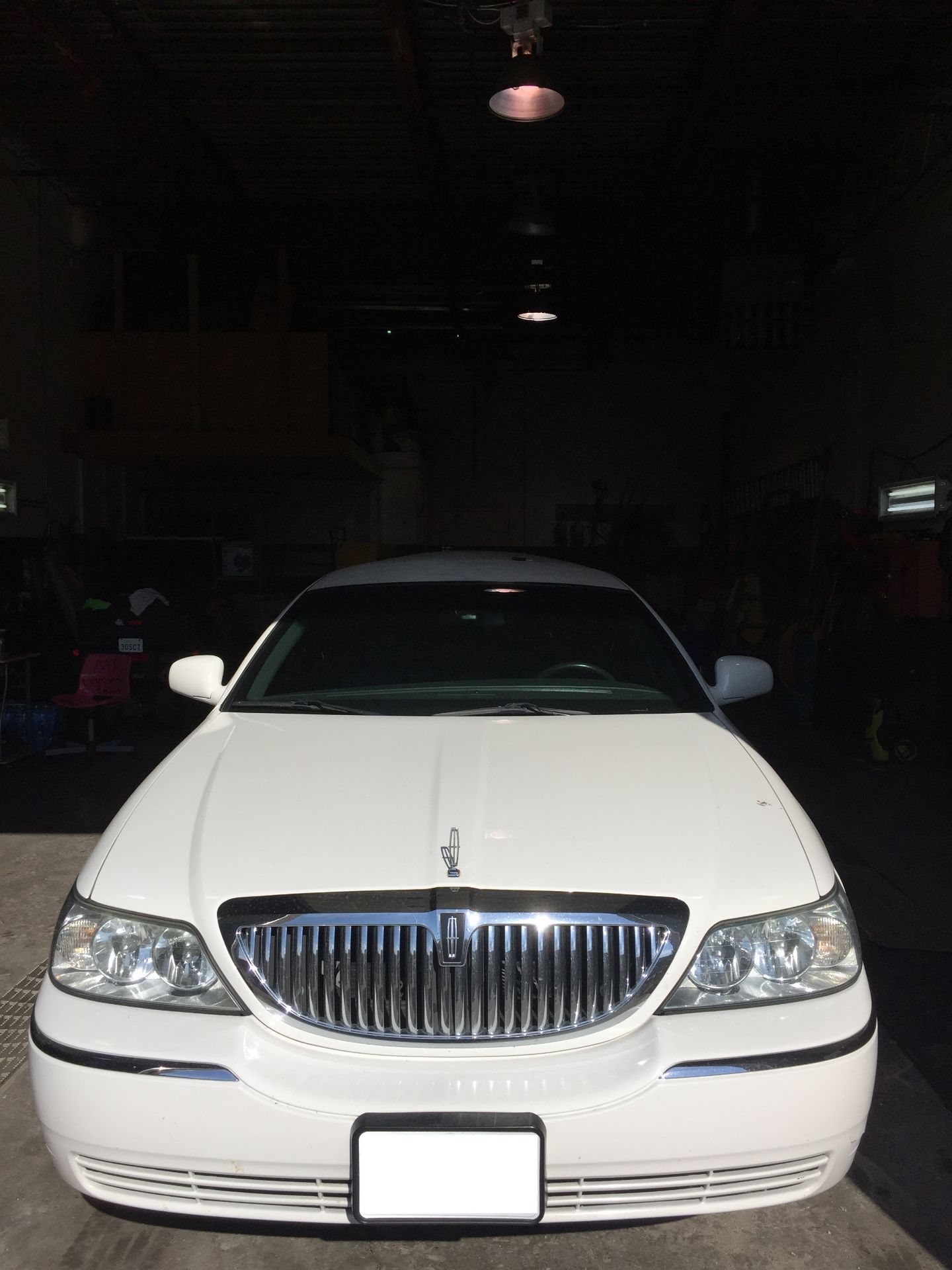 2007 Lincoln Town Car Stretch - 10 Passenger by Executive Coach - 58,600 Miles