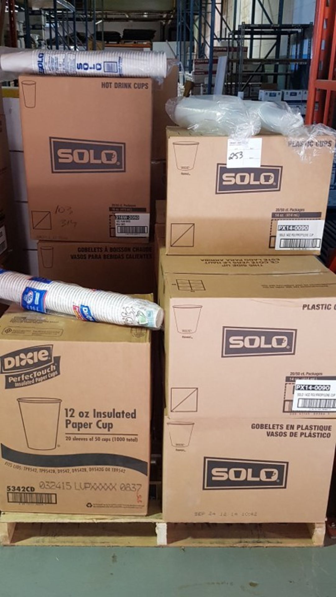 SOLO PLASTIC CUPS 14OZ - 7 BOXES x 20/BOX x 50PCS, DIXIE INSULATED PAPER CUPS 12OZ - 1 BOX x 20/