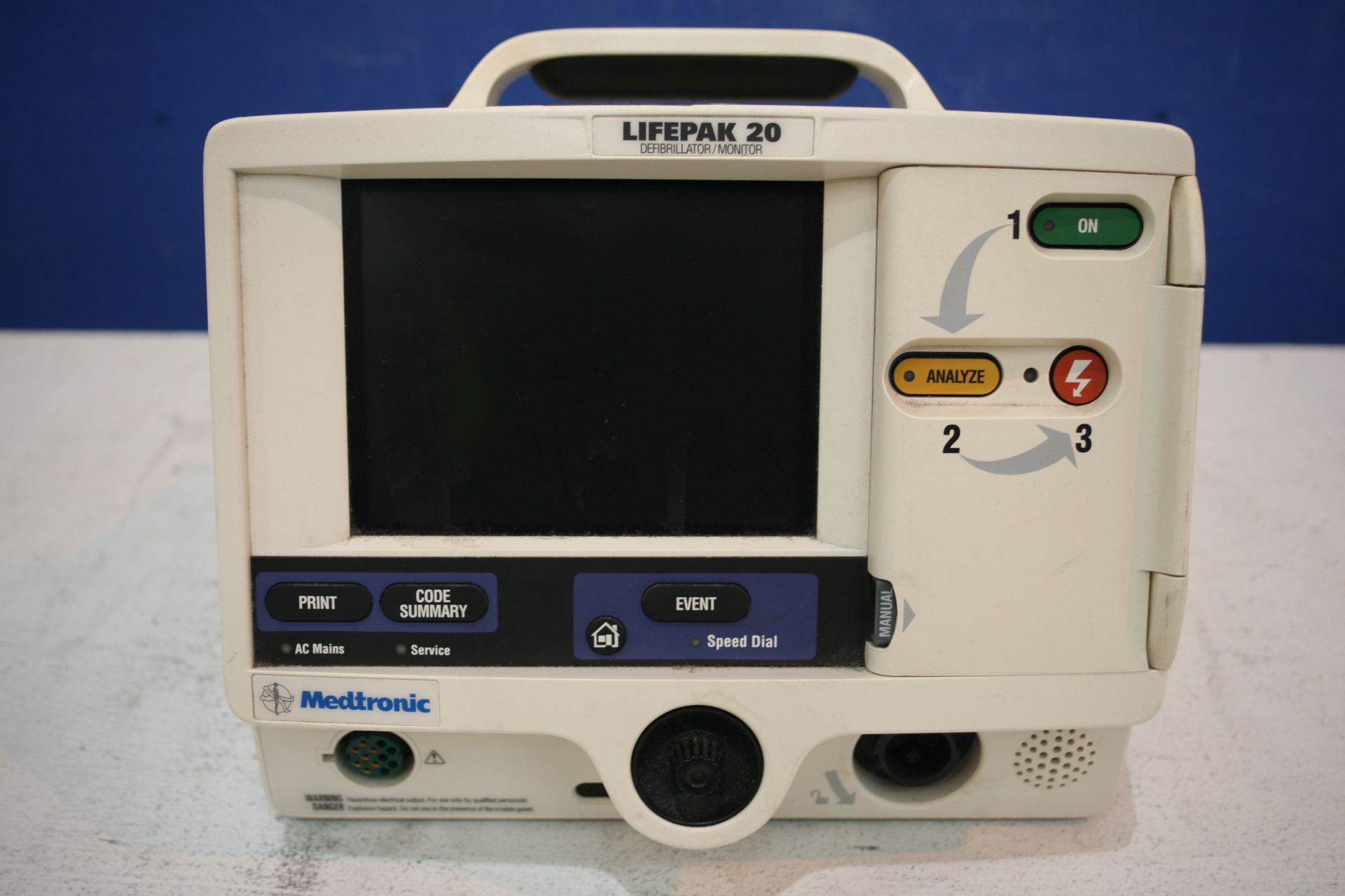 Medtronic Lifepak 20 Defibrillator With Pacer Option