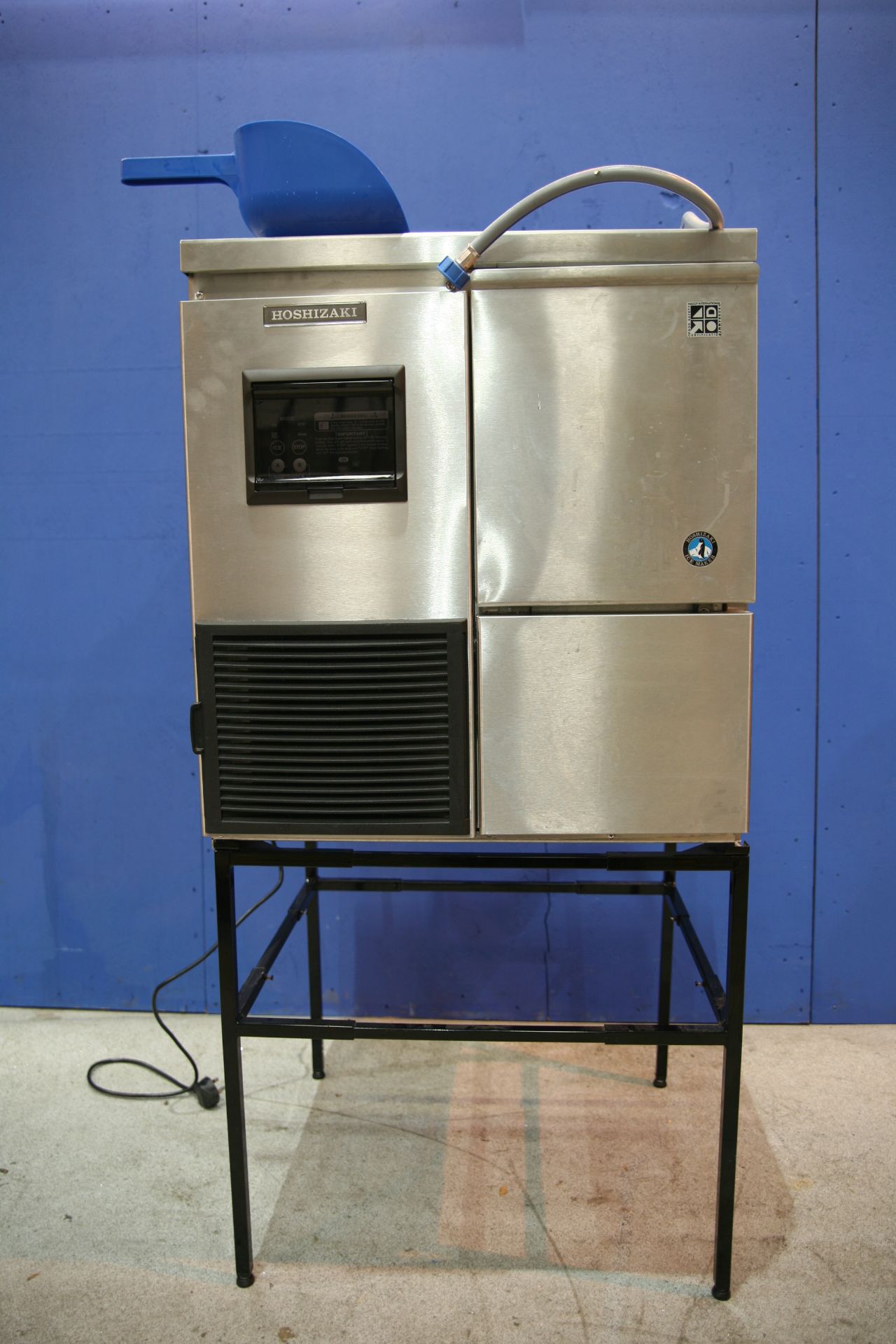 Hoshizaki Ice Flaking Machine Produces flaked ice, Stainless steel construction,