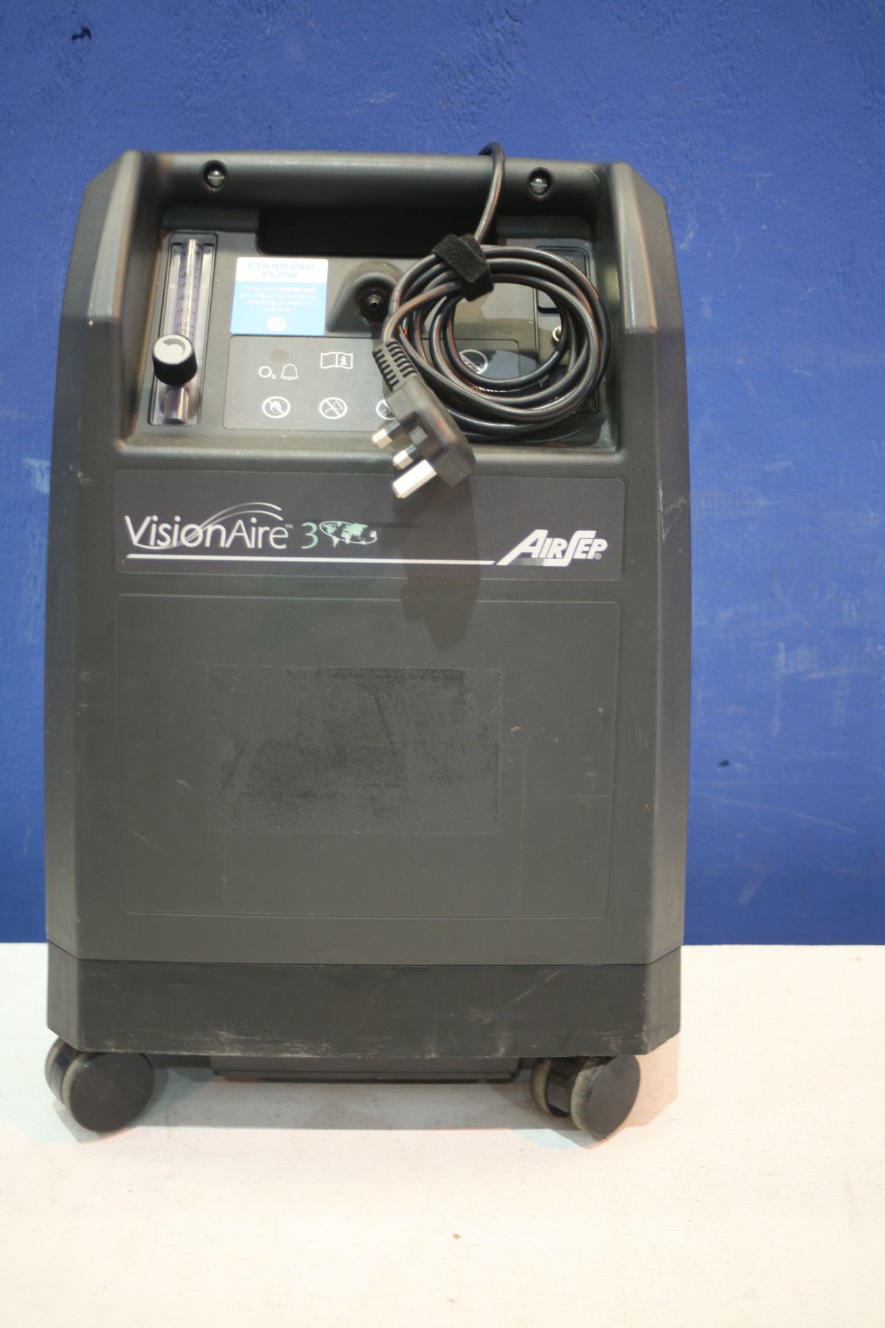 Airsep Vision Aire 3 Oxygen Concentrator *Powers Up*