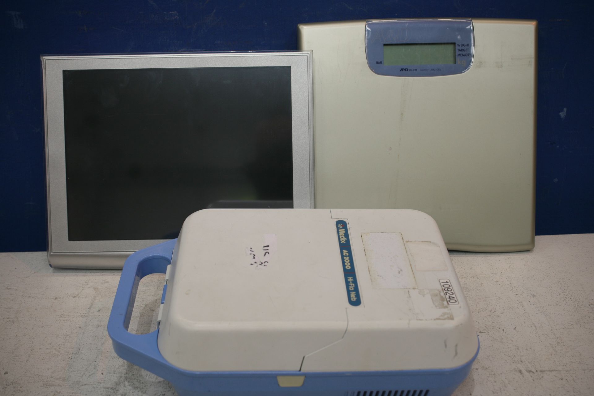 AND UC-321 Weighing Scales,