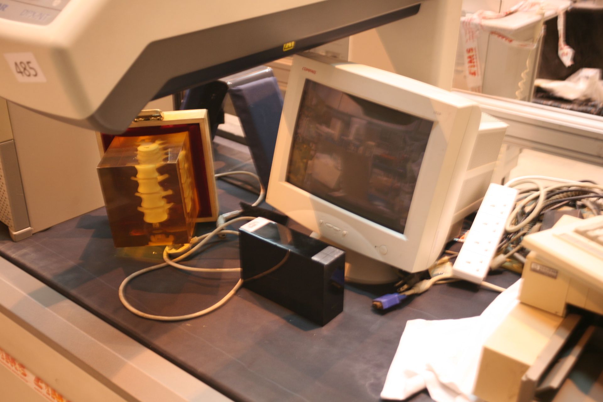 Lunar DPX-NT Bone Densitometer System *Untested Due To Hard Drive Being Removed* - Image 2 of 5