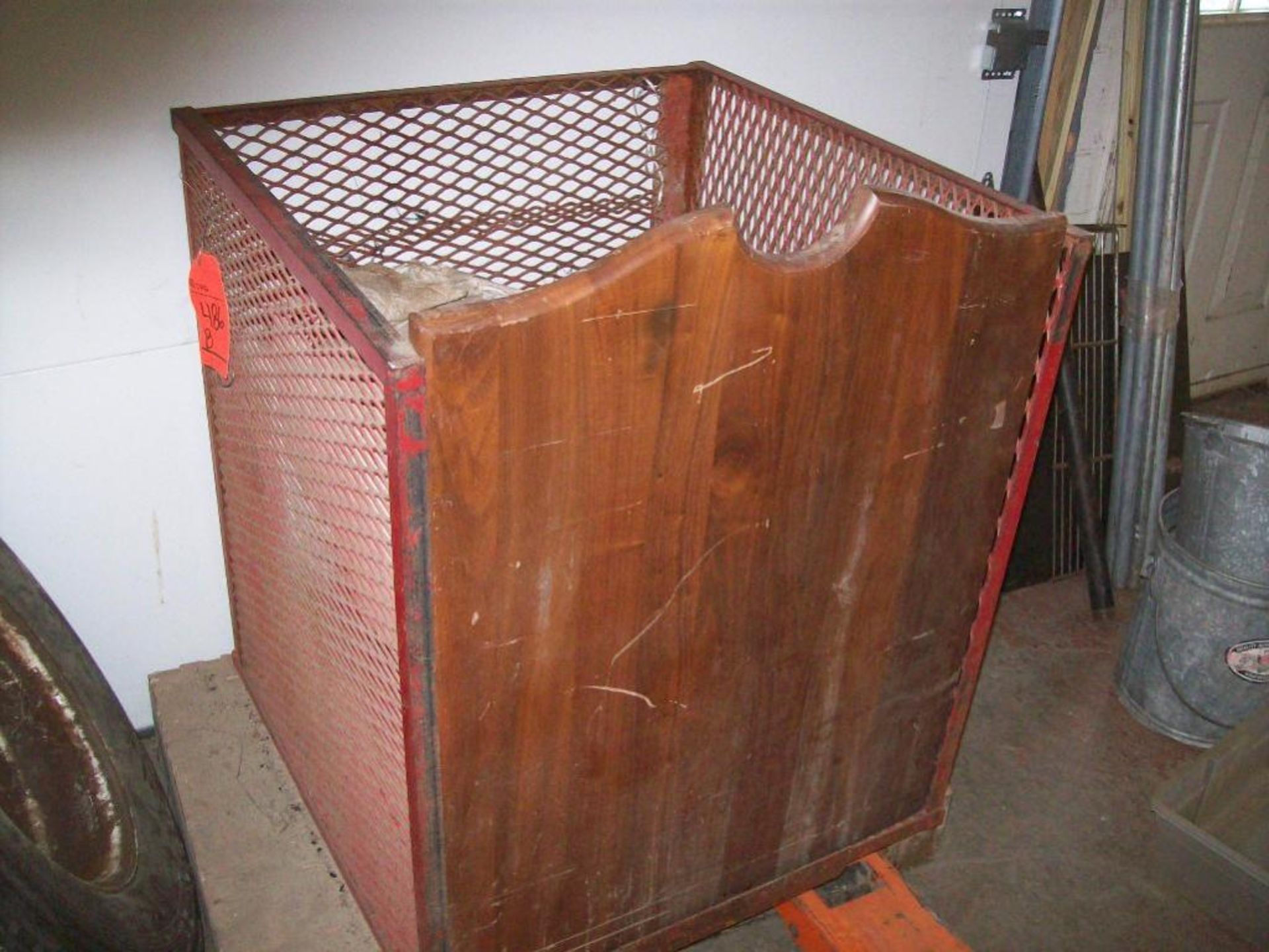 28" x 30" x 32" height parts crate