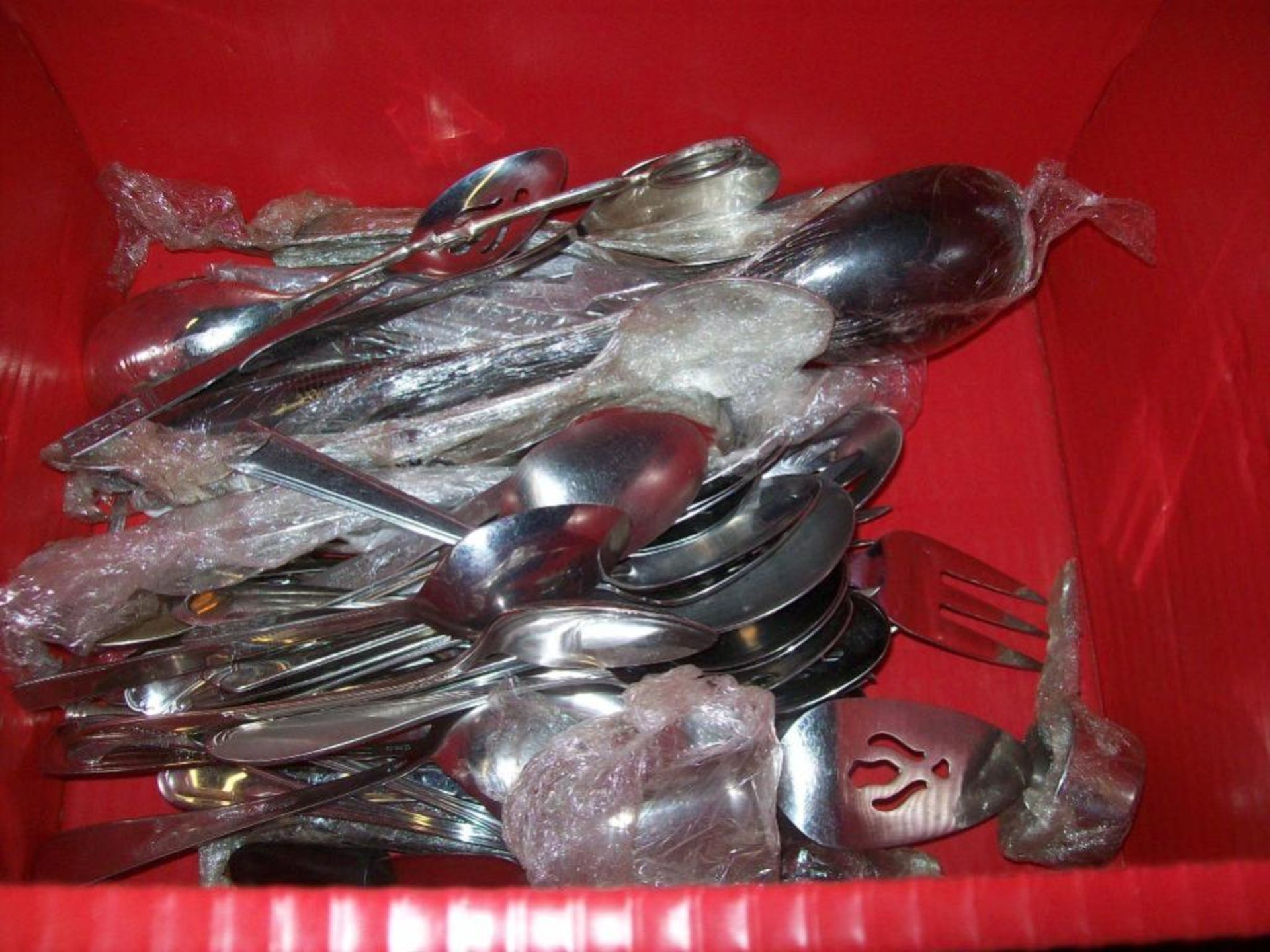 Lot of 300+/- assorted utensils including serving forks/spoons, spatulas, ice scoops, knives, bottle - Image 4 of 4