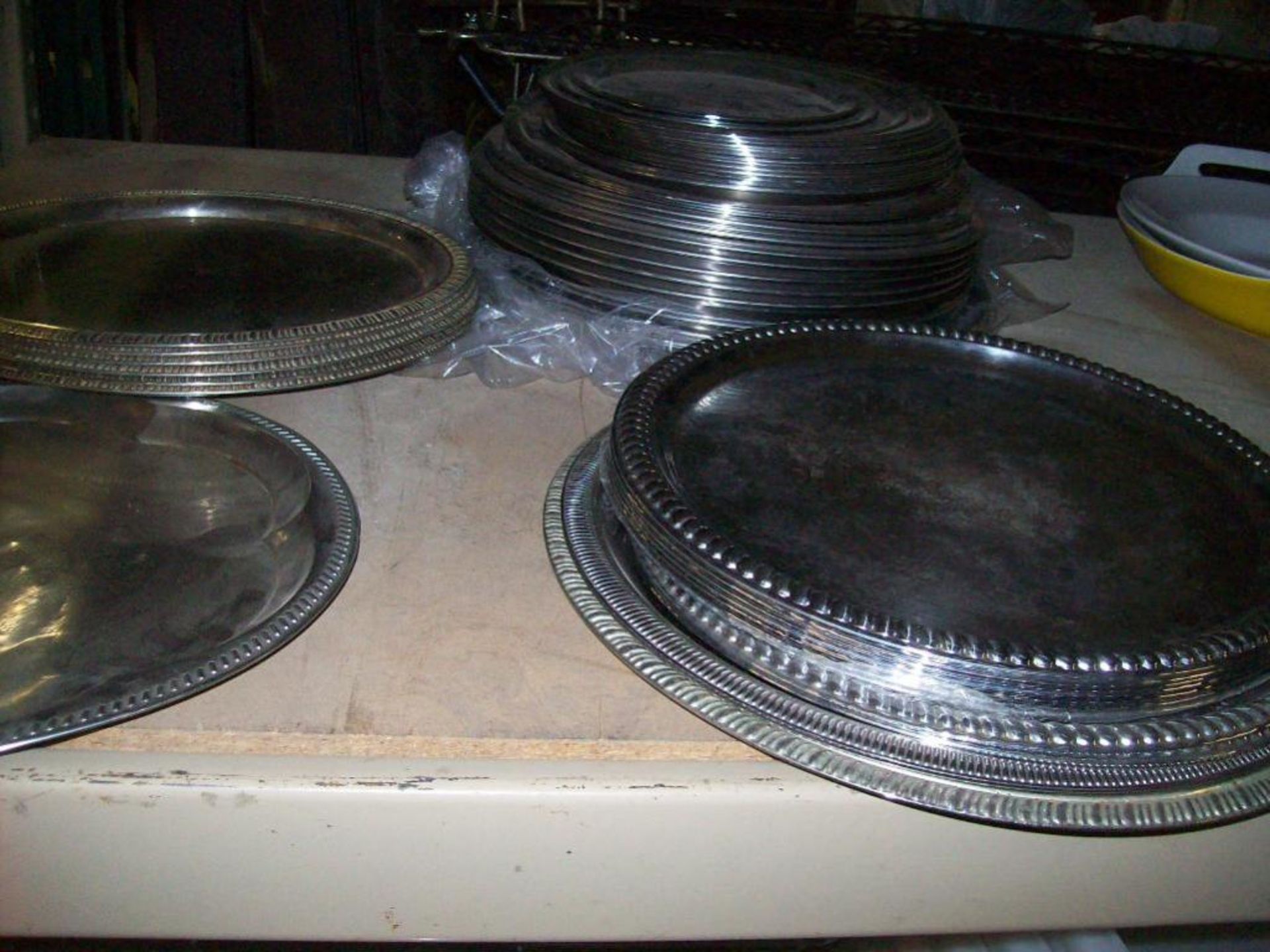 Assorted diameter silver-finish serving trays - Image 2 of 2