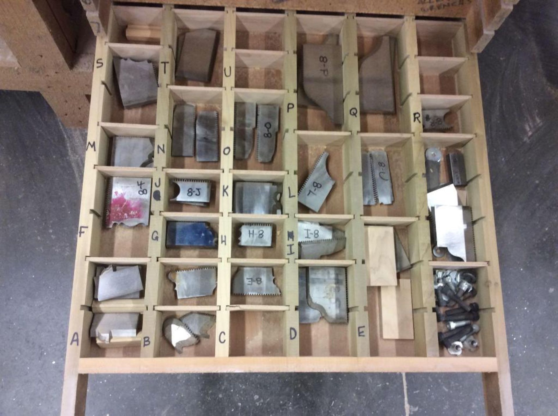 One lot of assorted cutting tooling and knives etc - Image 8 of 10