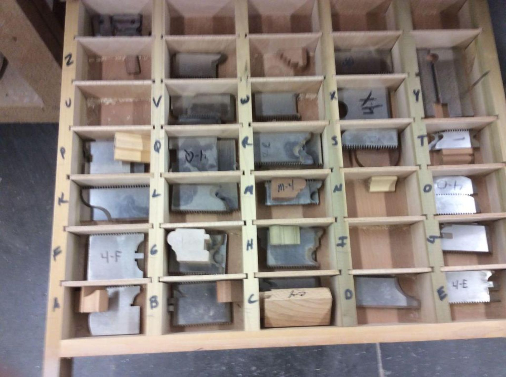 One lot of assorted cutting tooling and knives etc - Image 4 of 10