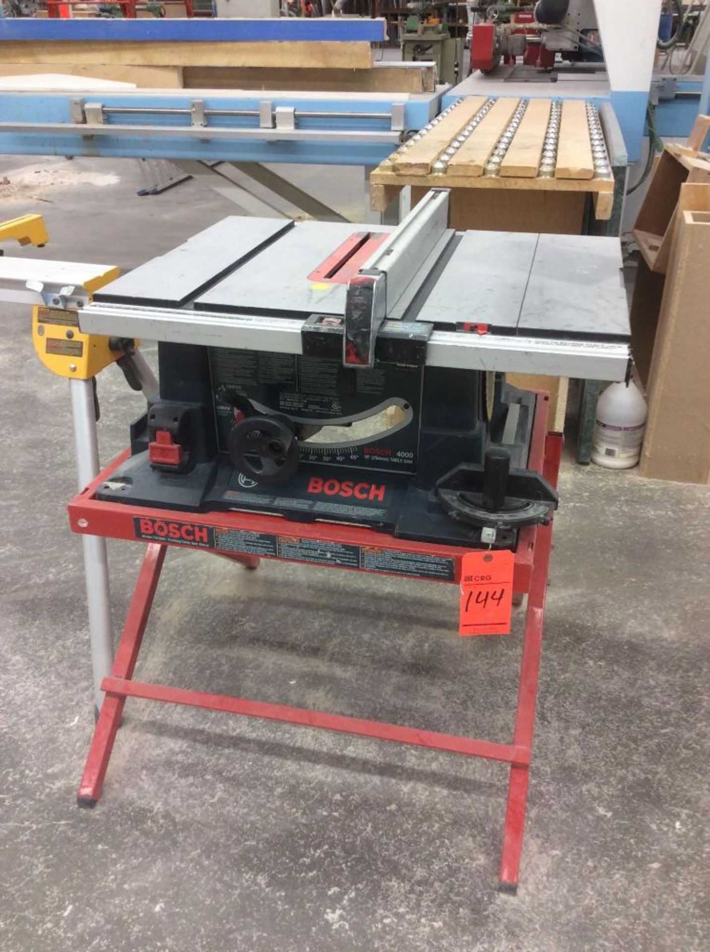 Bosch 4000 10" tilting arbor, portable table saw, 1 ph, with, Bosch TS 1000 folding table saw stand. - Image 2 of 3