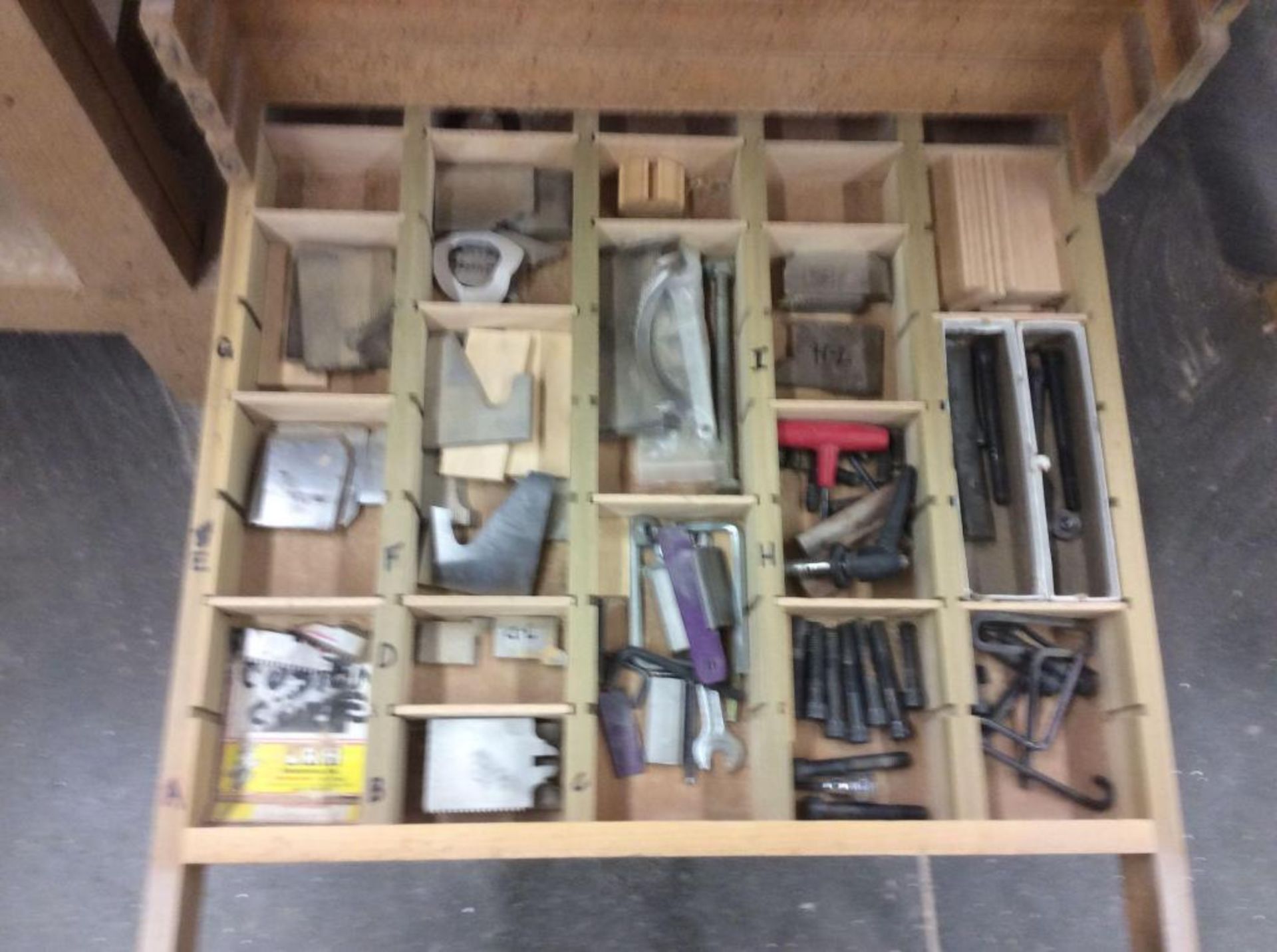 One lot of assorted cutting tooling and knives etc - Image 7 of 10