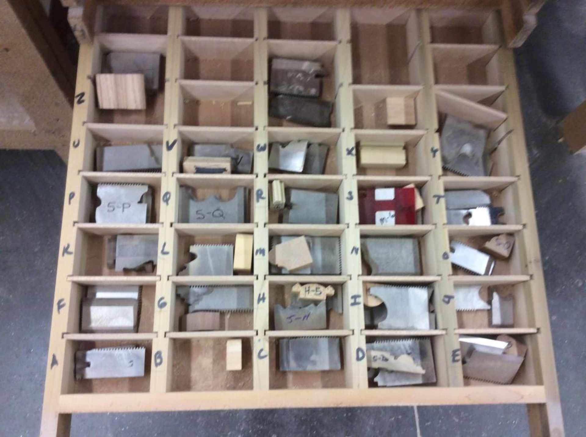 One lot of assorted cutting tooling and knives etc - Image 5 of 10