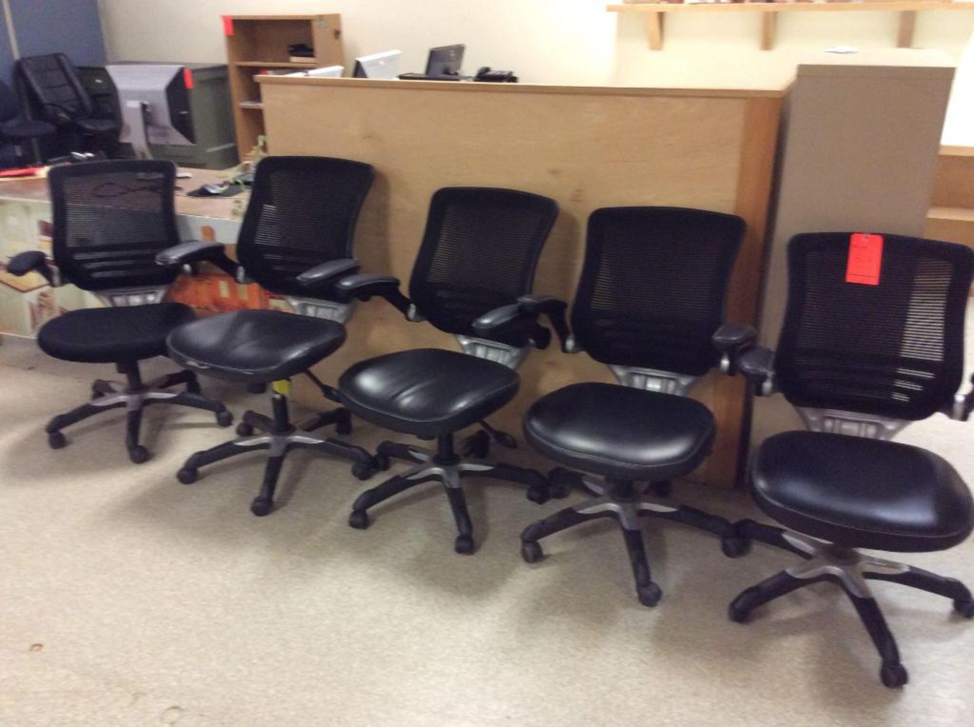 (5) assorted office chairs