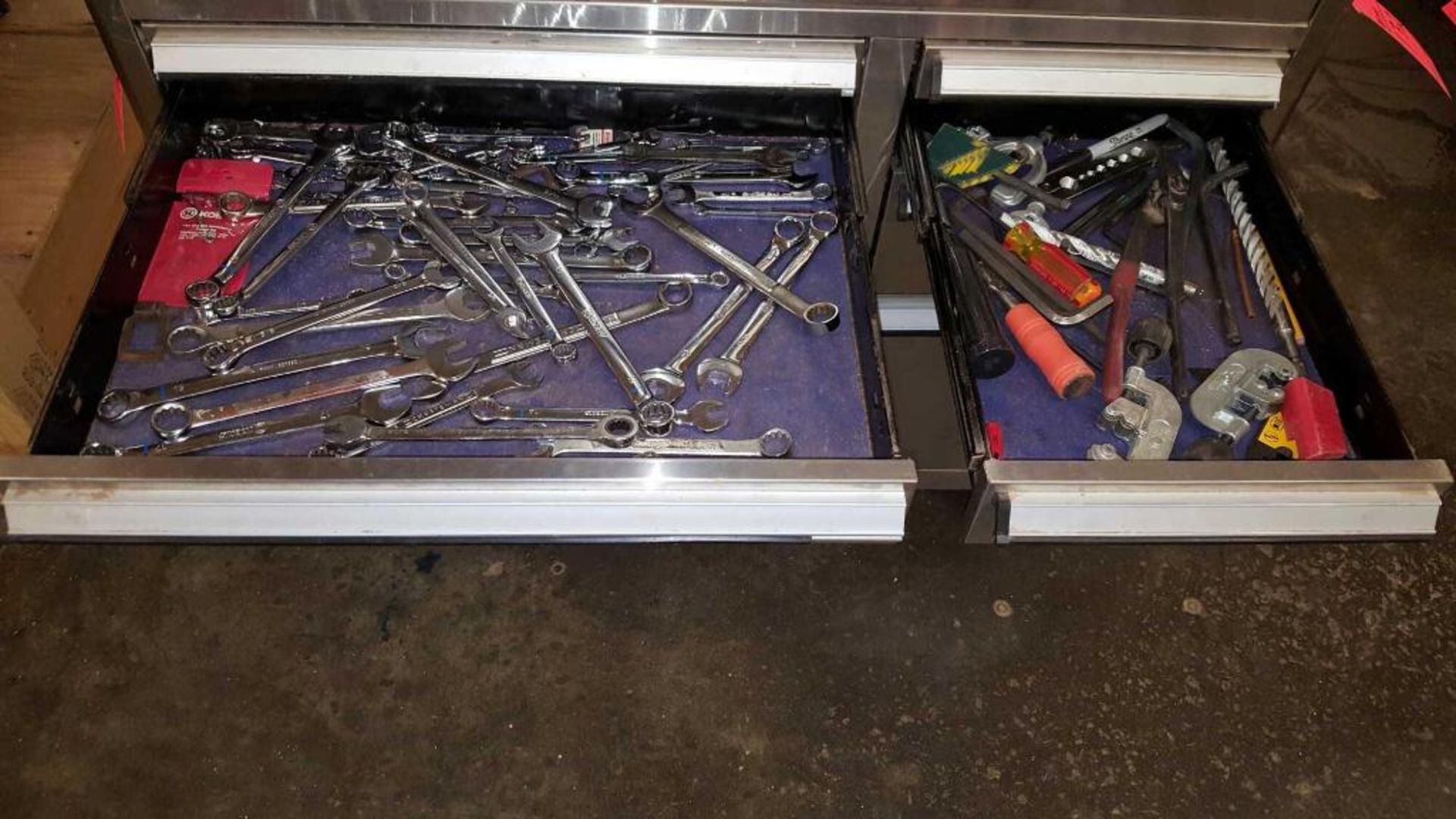 Portable S.S.tool box, 11 drawers, with contents of tools - Image 4 of 8